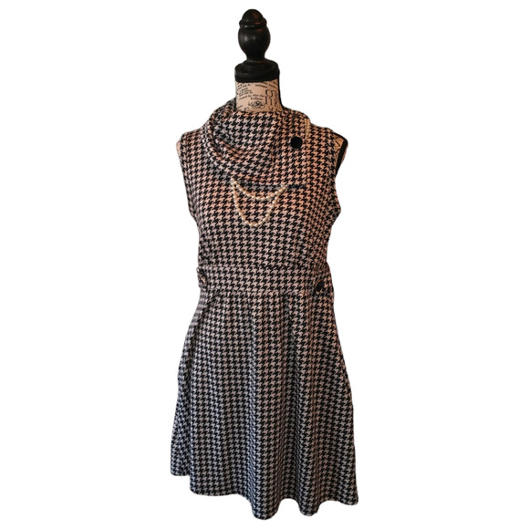 Monteau Sleeveless Cowl Neck Houndstooth Dress Black White Medium Posh Style - Picture 7 of 13